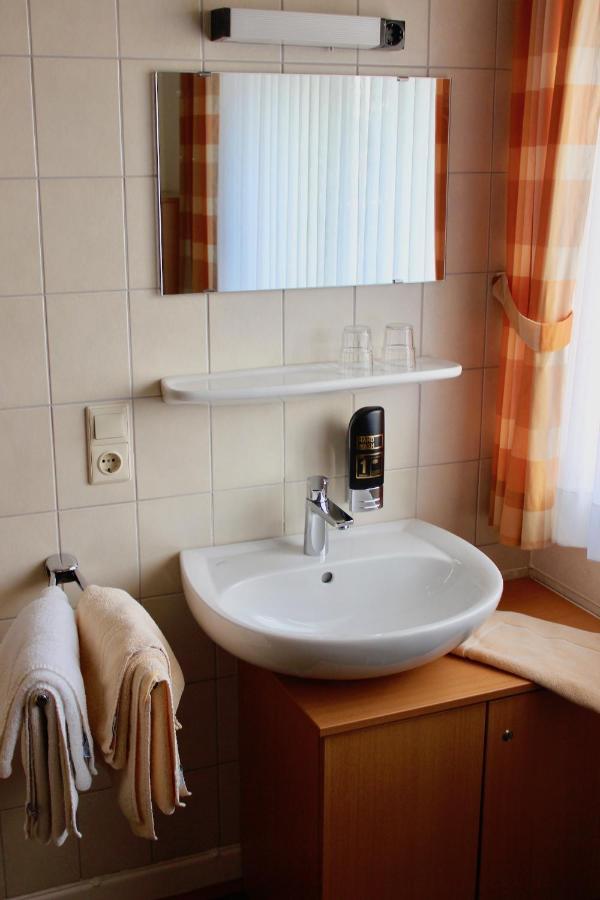 Hotel Gasthof Klusmeyer Bielefeld Esterno foto